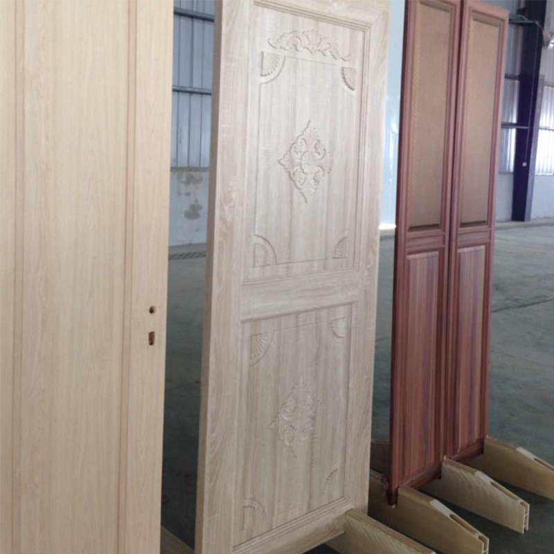 خط بثق الباب PVC WPC