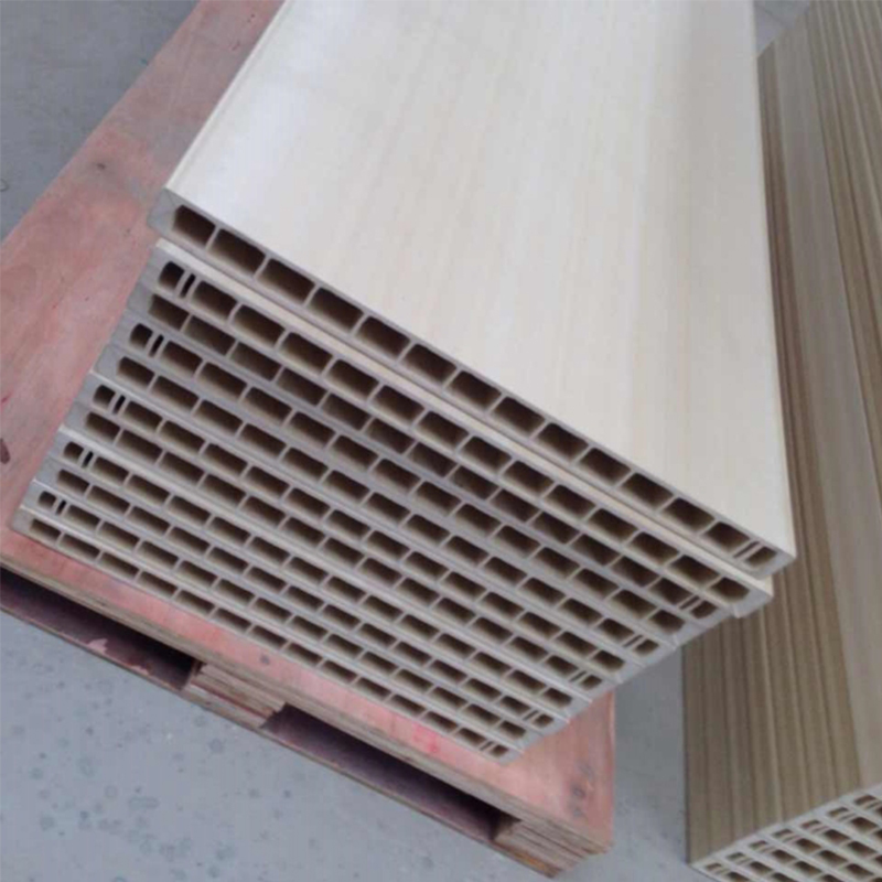 خط بثق الباب PVC WPC